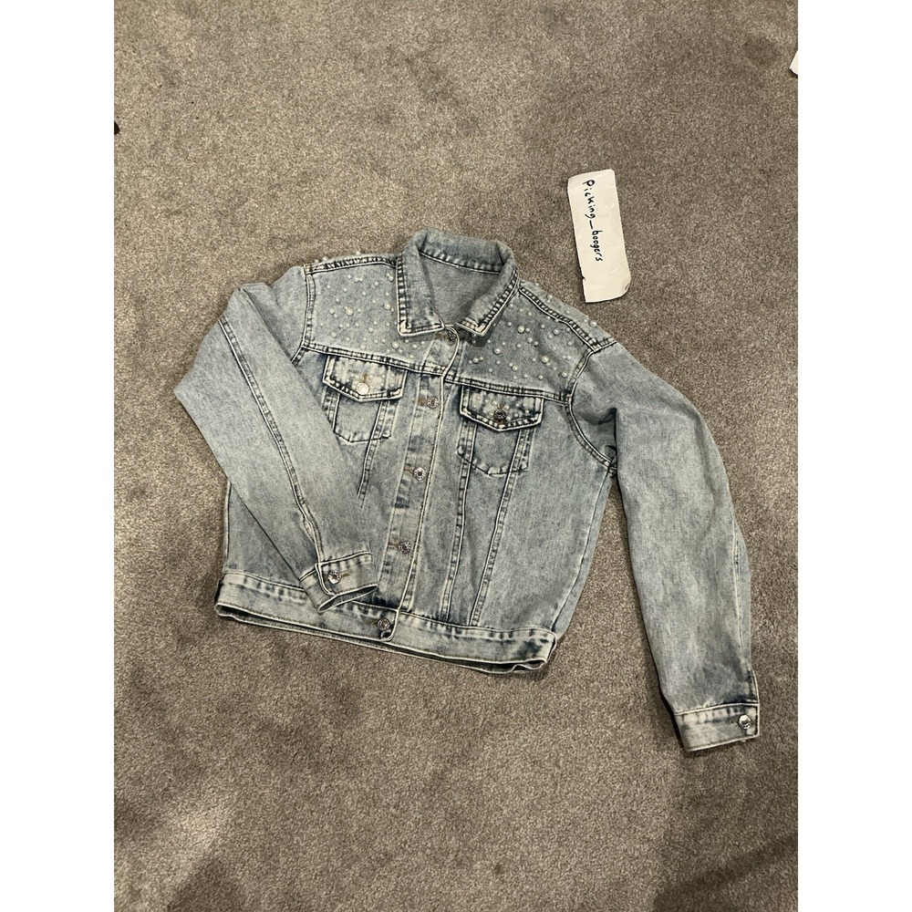 Women's Pearl Studded Denim JacketSize: M
